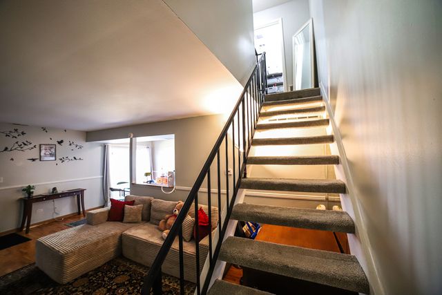 1205 Quincy Court, Wheeling, IL 60090