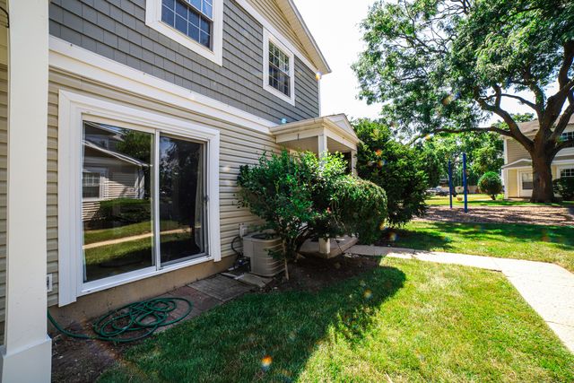 1205 Quincy Court, Wheeling, IL 60090