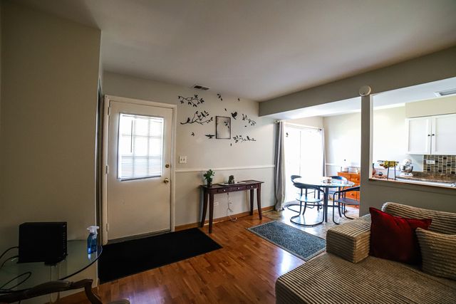 1205 Quincy Court, Wheeling, IL 60090