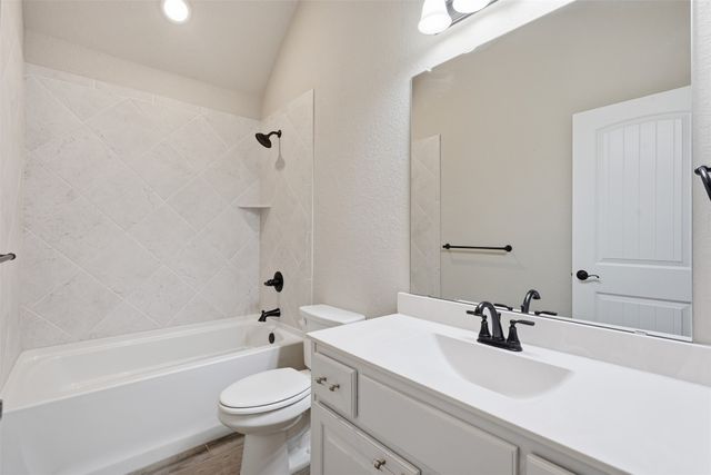 145 Mockingbird Hill Drive, Joshua, TX 76058