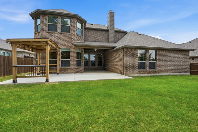 145 Mockingbird Hill Drive, Joshua, TX 76058