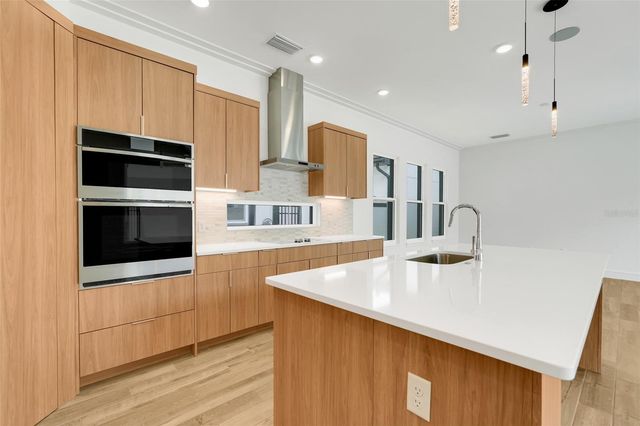 3016 KENSINGTON AVENUE, Davenport, FL 33837