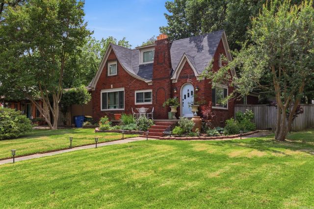 3323 N Cypress Street, North Little Rock, AR 72116