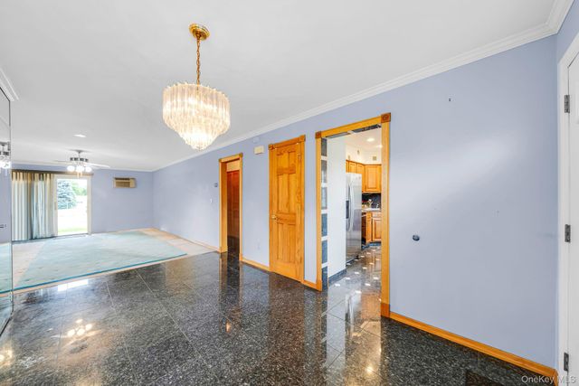 11 Springwood Drive, North Babylon, NY 11703