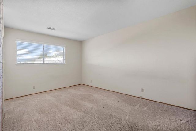 2662 2662 Carmelita Way, Pinole, CA 94564