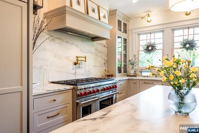 145 Hawthorne Avenue, Glen Ridge, NJ 07028