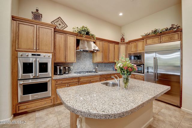 4055 N Black Rock Drive, Tucson, AZ 85750