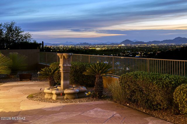4055 N Black Rock Drive, Tucson, AZ 85750