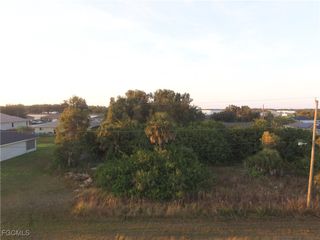 2433/2435 Daniel AVE N, Lehigh Acres, FL 33971