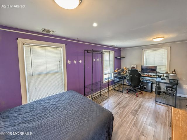 37 Boehmhurst Avenue, Sayreville, NJ 08872