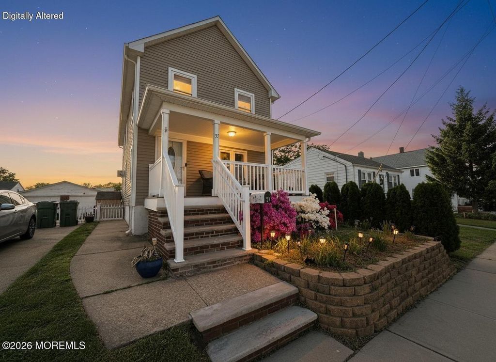 37 Boehmhurst Avenue, Sayreville, NJ 08872