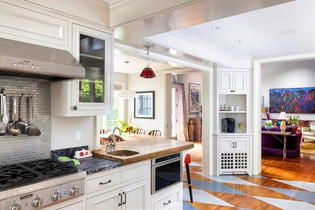 540 Chestnut Hill Ave, Brookline, MA 02445