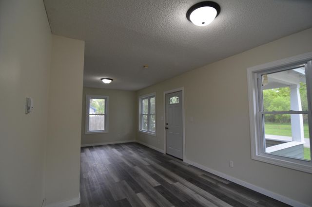 340 River Drive W, Milaca, MN 56353