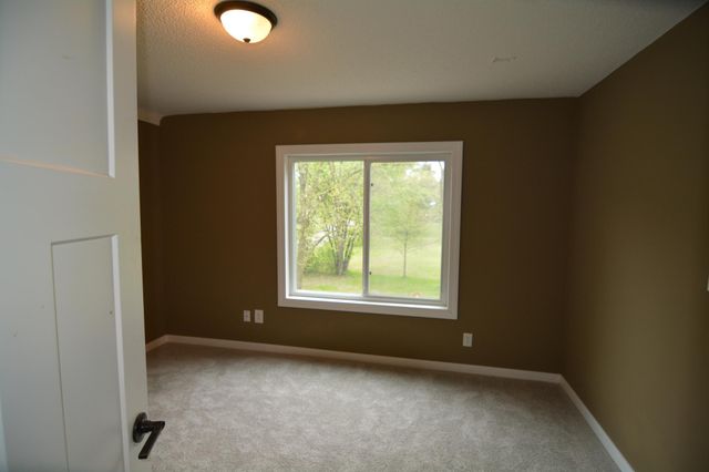340 River Drive W, Milaca, MN 56353