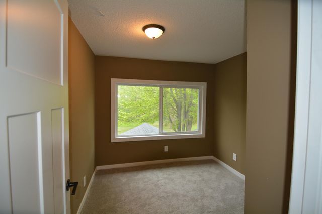 340 River Drive W, Milaca, MN 56353
