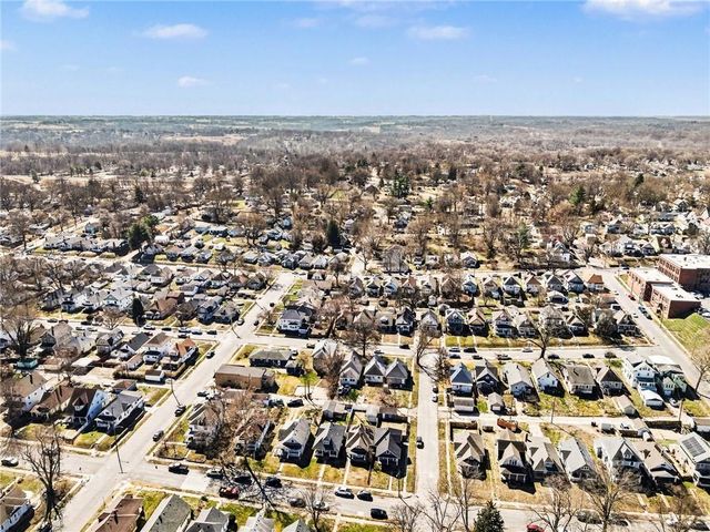 2618 Sacramento Street, St Joseph, MO 64507