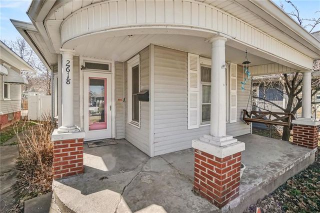 2618 Sacramento Street, St Joseph, MO 64507