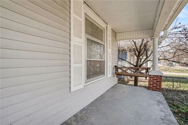 2618 Sacramento Street, St Joseph, MO 64507