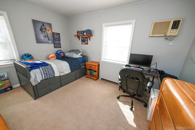 380 Doris Avenue, Franklin Square, NY 11010