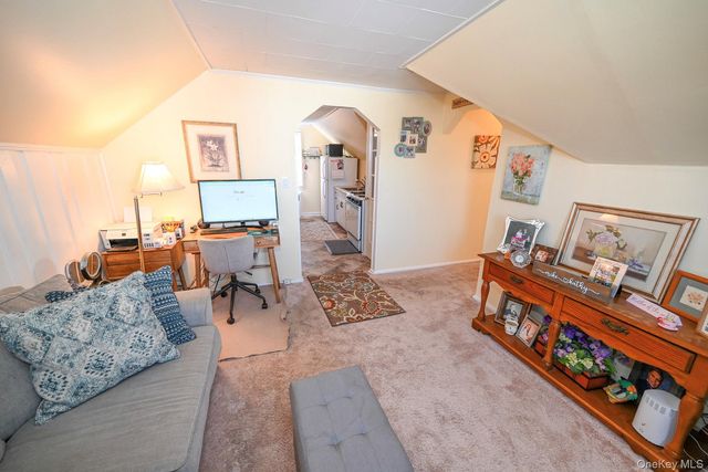 380 Doris Avenue, Franklin Square, NY 11010