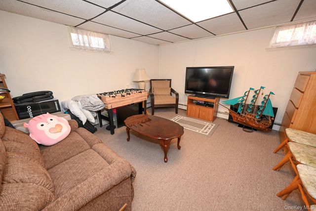 380 Doris Avenue, Franklin Square, NY 11010