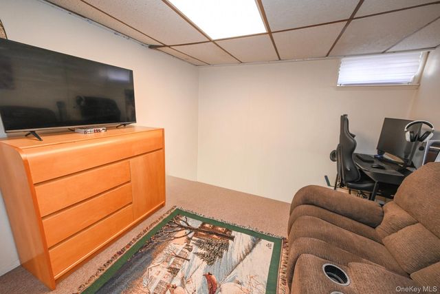 380 Doris Avenue, Franklin Square, NY 11010