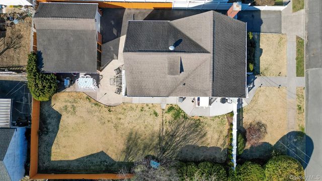 380 Doris Avenue, Franklin Square, NY 11010