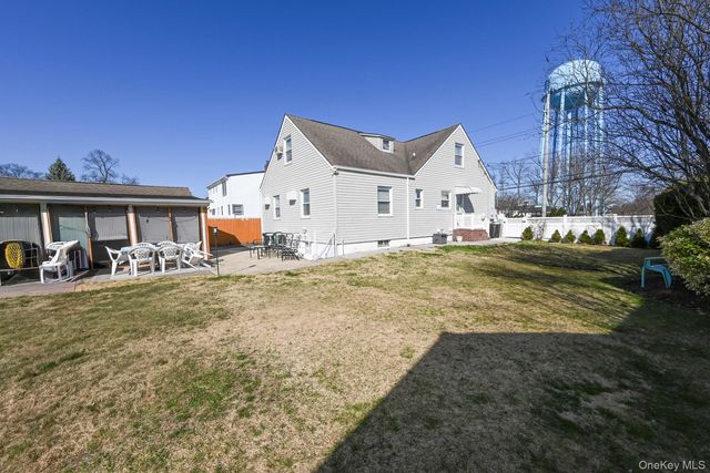 380 Doris Avenue, Franklin Square, NY 11010