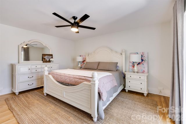 6 Pine Knoll Drive, Lake Wylie, SC 29710