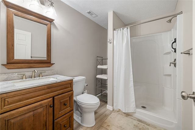 130 Brighton Ln, Adams Twp, PA 16046