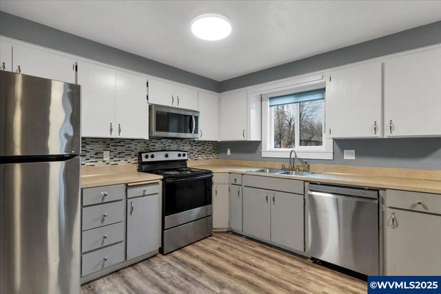 1629 Georgia Av SE, Salem, OR 97302