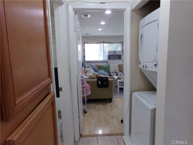 1598 Border Avenue H, Corona, CA 92882