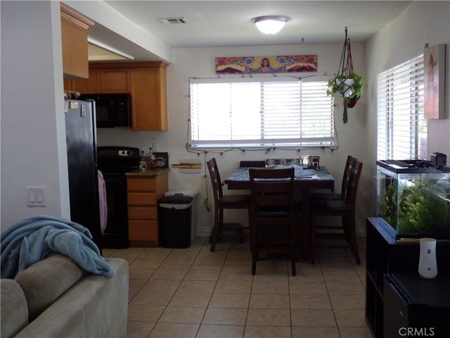 1598 Border Avenue H, Corona, CA 92882