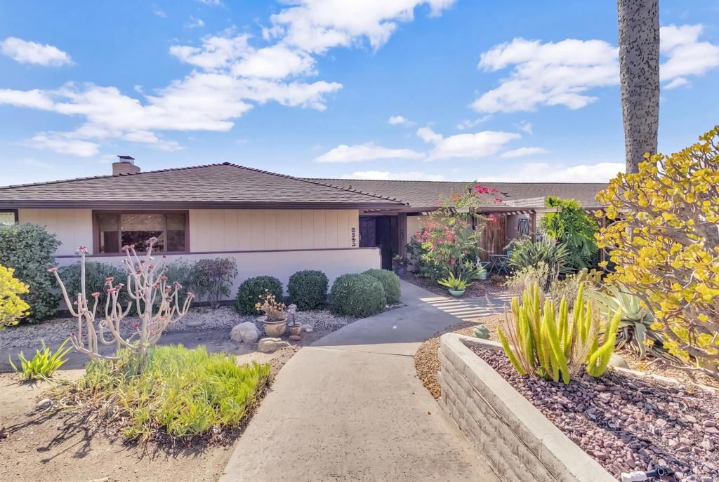 2542 Los Cerritos Lane, Fallbrook, CA 92028 — exterior