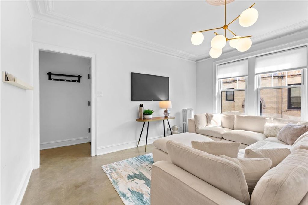 3606 N Pine Grove Avenue 4J, Chicago, IL 60613 — photo 5