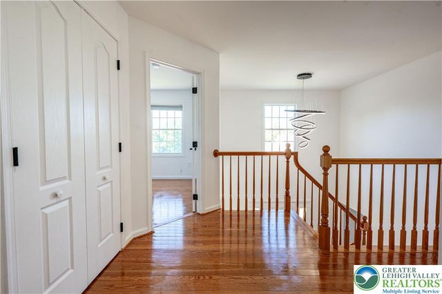 932 Pennsylvania Street, Whitehall Twp, PA 18052