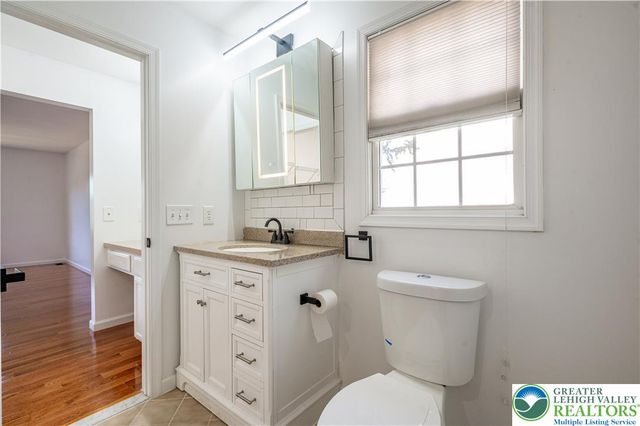 932 Pennsylvania Street, Whitehall Twp, PA 18052