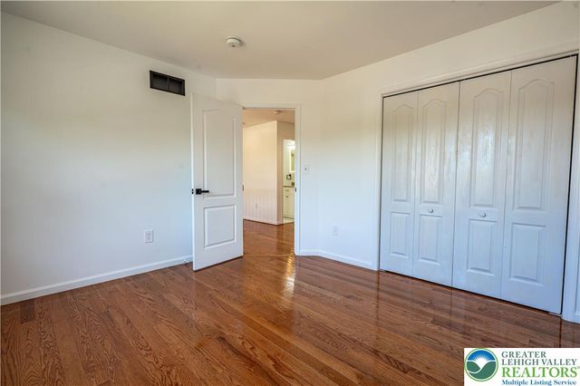 932 Pennsylvania Street, Whitehall Twp, PA 18052