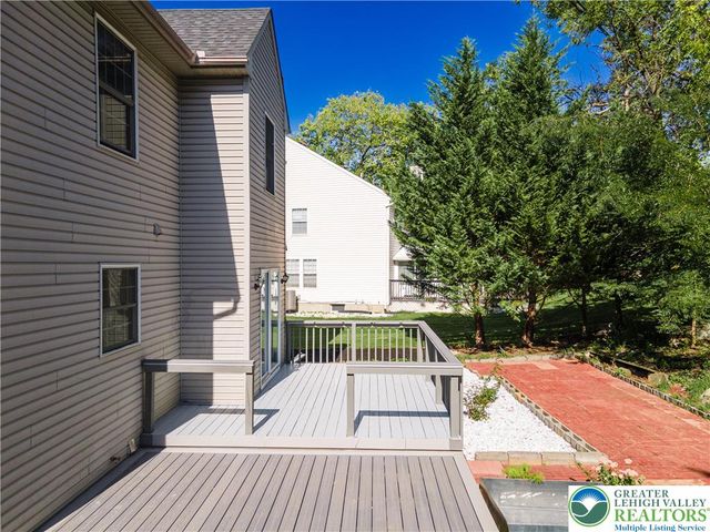 932 Pennsylvania Street, Whitehall Twp, PA 18052