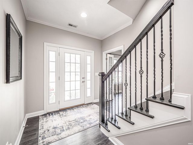 2747 Thornhill Drive, Evansville, IN 47725