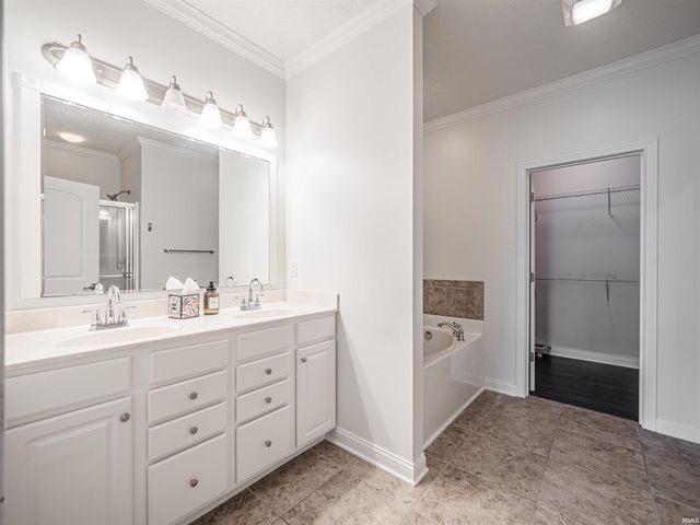 2747 Thornhill Drive, Evansville, IN 47725