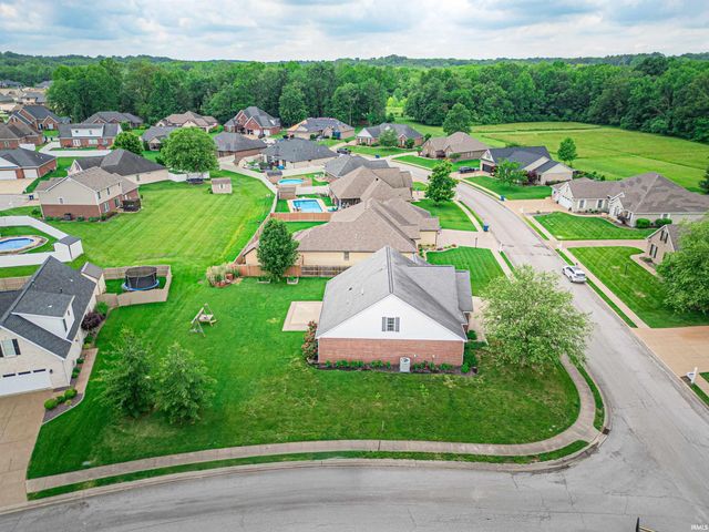 2747 Thornhill Drive, Evansville, IN 47725