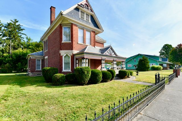 402 E Main Street, Arcadia, IN 46030