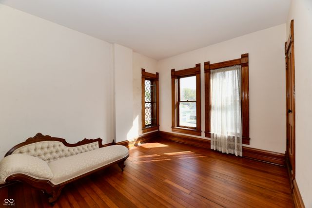 402 E Main Street, Arcadia, IN 46030