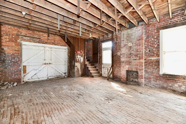 402 E Main Street, Arcadia, IN 46030