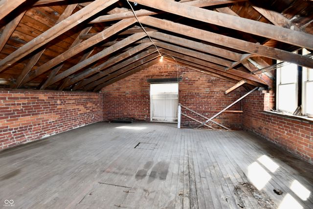 402 E Main Street, Arcadia, IN 46030