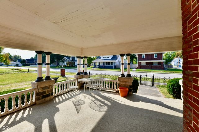 402 E Main Street, Arcadia, IN 46030