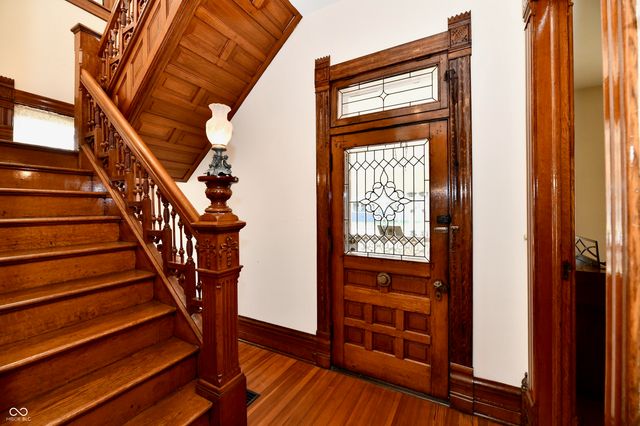 402 E Main Street, Arcadia, IN 46030