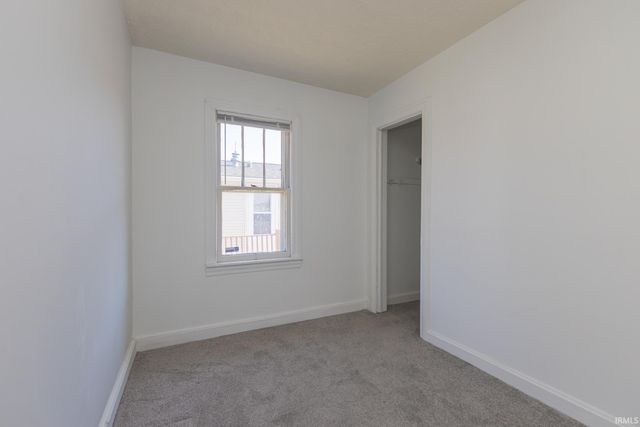 2405 W 9th Street, Muncie, IN 47302