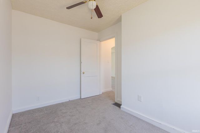 2405 W 9th Street, Muncie, IN 47302